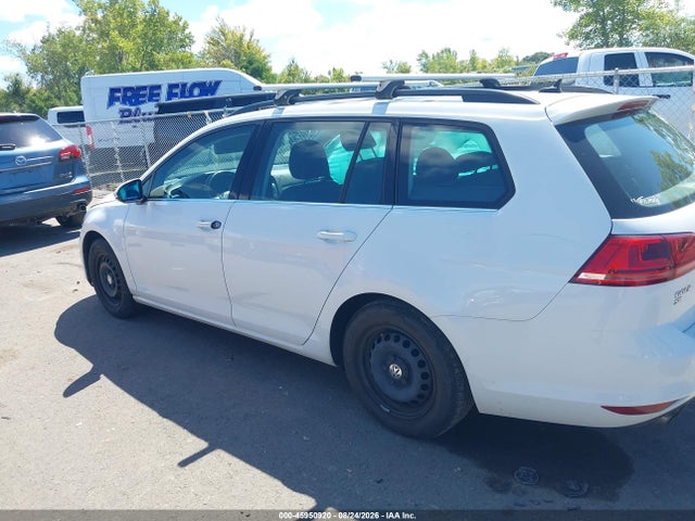 2016 Volkswagen Golf Sportwagen Tsi Se 4-door მანქანა იყიდება აუქციონზე, vin: 3VWC17AU2GM515140, აუქციონის ნომერი: 45950920