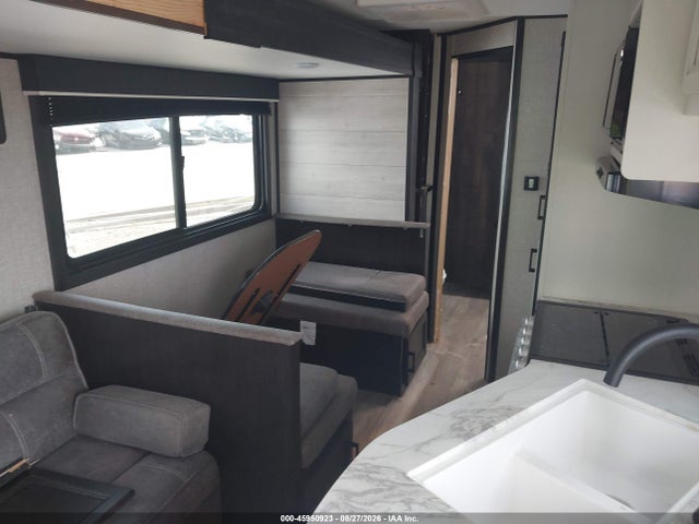 2022 Jayco Other მანქანა იყიდება აუქციონზე, vin: 1UJBJ0BP6N17Y0359, აუქციონის ნომერი: 45950923