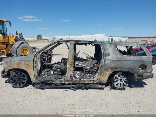 Продаж на аукціоні авто 2021 Chevrolet Suburban 4wd Z71, vin: 1GNSKDKD7MR341785, номер лоту: 45950929