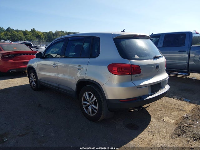 2013 Volkswagen Tiguan S მანქანა იყიდება აუქციონზე, vin: WVGAV3AX7DW562740, აუქციონის ნომერი: 45950935