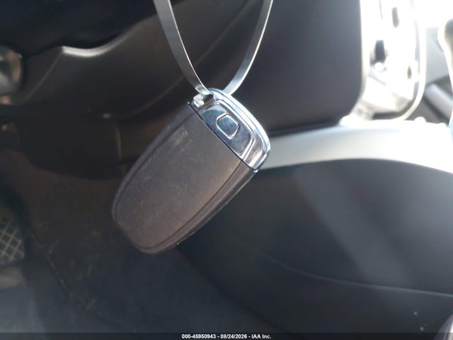 2012 Audi A4 2.0t Premium Plus მანქანა იყიდება აუქციონზე, vin: WAUFFAFL6CA112815, აუქციონის ნომერი: 45950943