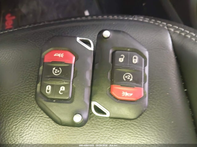 Продажа на аукционе авто 2018 Jeep Wrangler Unlimited Sahara 4x4, vin: 1C4HJXEG2JW125434, номер лота: 45951009