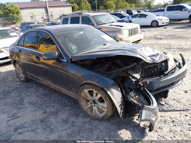 45951041 :رقم المزاد ، WDDGF8BB4AF478033 vin ، 2010 Mercedes-benz C 300 Luxury 4matic/sport 4matic مزاد بيع