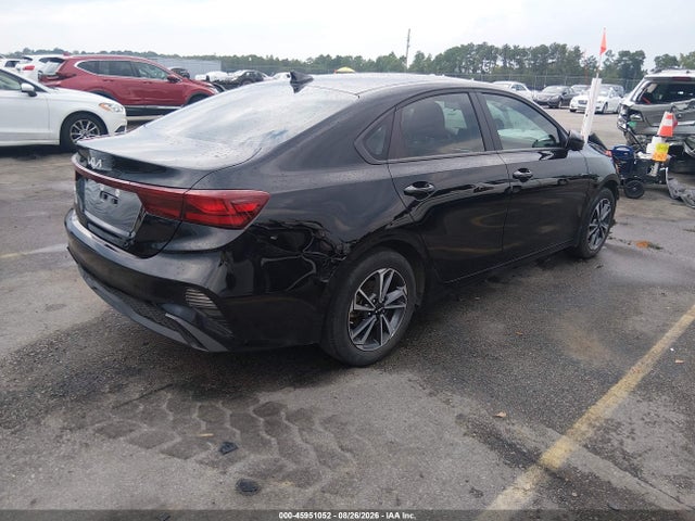 2024 Kia Forte Lxs მანქანა იყიდება აუქციონზე, vin: 3KPF24AD5RE798559, აუქციონის ნომერი: 45951052