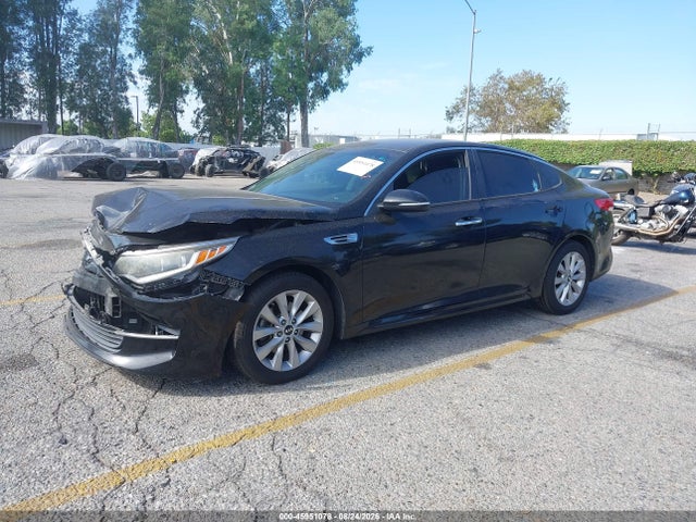KIA Optima Lx 2016 5XXGT4L33GG081832 Image 2