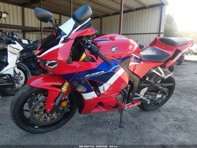 Honda Cbr600 Rr 2024 JH2PC40J4RK100326 Image 2