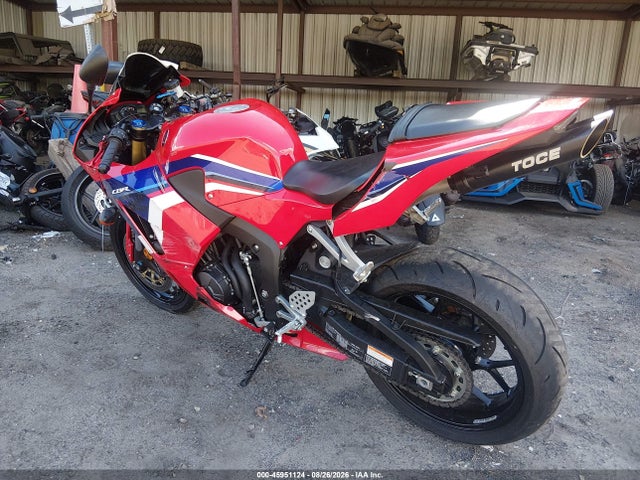 Honda Cbr600 Rr 2024 JH2PC40J4RK100326 Image 3