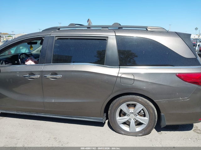 Продажа на аукционе авто 2018 Honda Odyssey Ex-l, vin: 5FNRL6H71JB070659, номер лота: 45951162