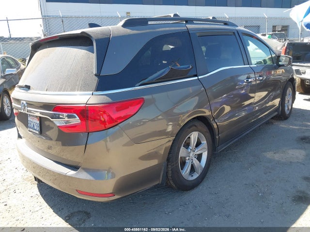 Продажа на аукционе авто 2018 Honda Odyssey Ex-l, vin: 5FNRL6H71JB070659, номер лота: 45951162