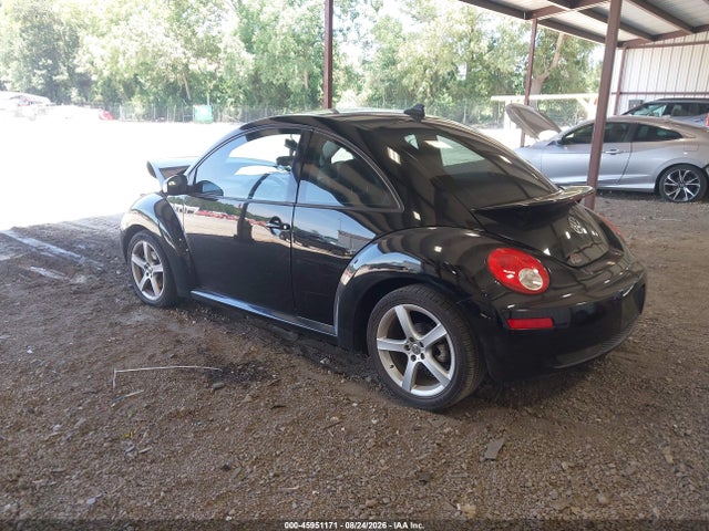 Aukcja sprzedaży 2010 Volkswagen New Beetle 2.5l, vin: 3VWRW3AG2AM027196, numer aukcji: 45951171