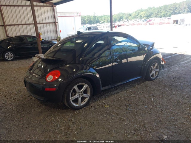 Aukcja sprzedaży 2010 Volkswagen New Beetle 2.5l, vin: 3VWRW3AG2AM027196, numer aukcji: 45951171