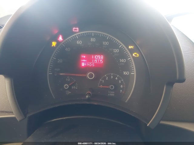 Aukcja sprzedaży 2010 Volkswagen New Beetle 2.5l, vin: 3VWRW3AG2AM027196, numer aukcji: 45951171
