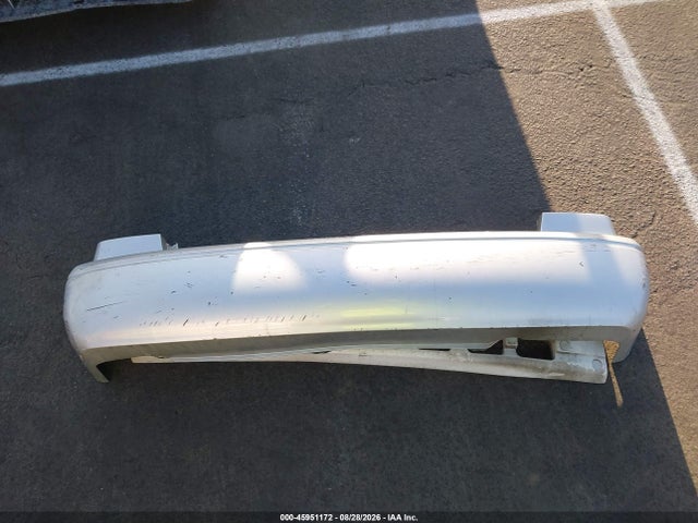 45951172 :رقم المزاد ، JT2BG22K5Y0527762 vin ، 2000 Toyota Camry Le مزاد بيع