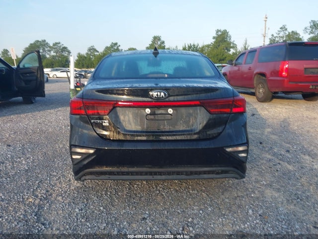 3KPF24AD2LE201942 KIA FORTE FE