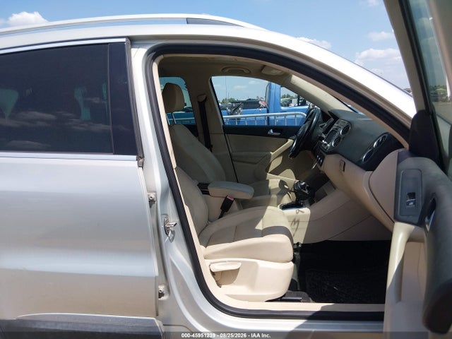 45951239 :رقم المزاد ، WVGAV7AXXCW515188 vin ، 2012 Volkswagen Tiguan Se مزاد بيع