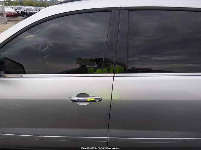 Продажа на аукционе авто 2015 Chevrolet Traverse Lt, vin: 1GNKRHKD2FJ313221, номер лота: 45951275