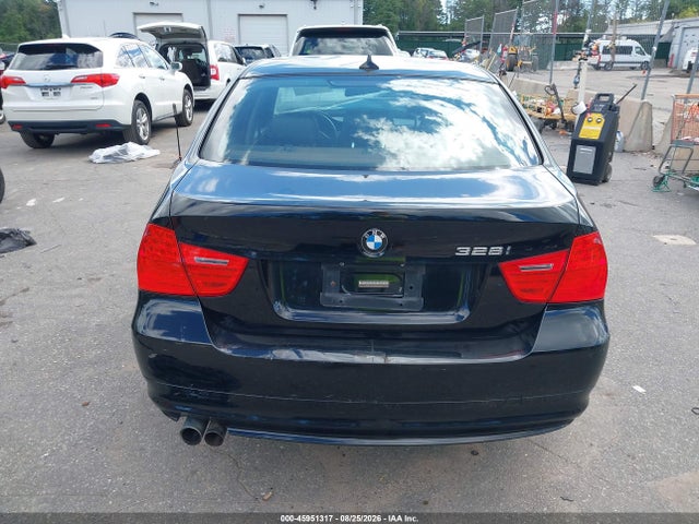 Aukcja sprzedaży 2011 Bmw 328i, vin: WBAPH7C58BE460131, numer aukcji: 45951317
