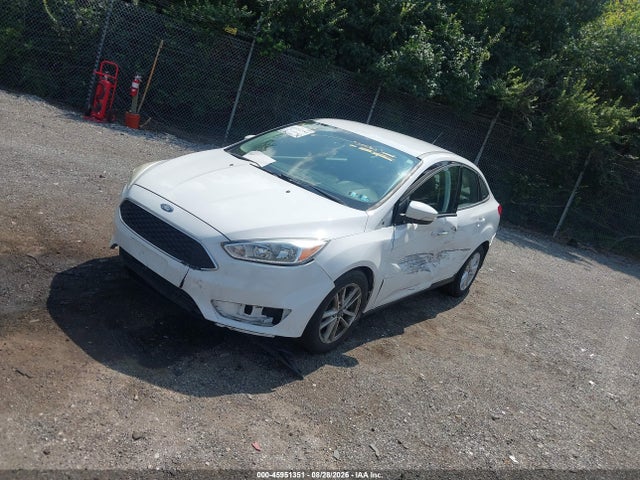 1FADP3F22GL385065 Ford FOCUS SE