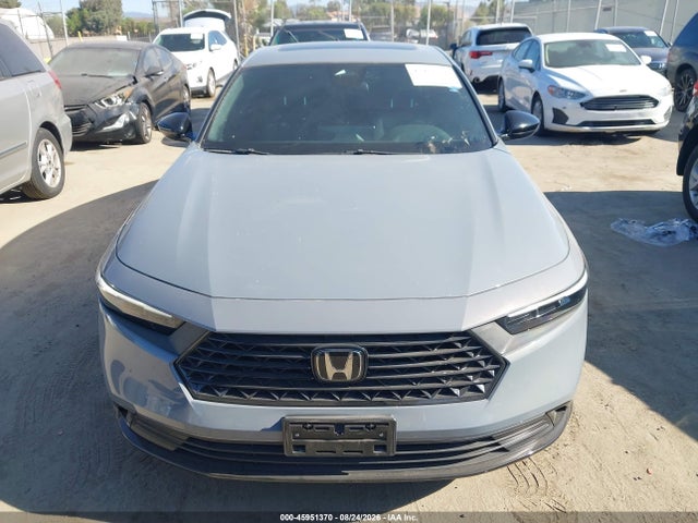 1HGCY2F78SA010957 Honda Accord Hybrid Sport-l