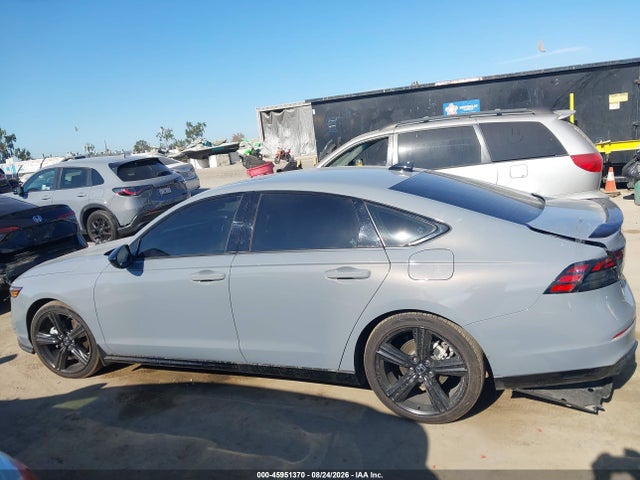 1HGCY2F78SA010957 Honda Accord Hybrid Sport-l