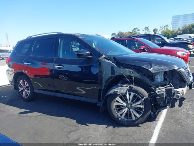 5N1DR2MN0HC667102 Nissan Pathfinder S