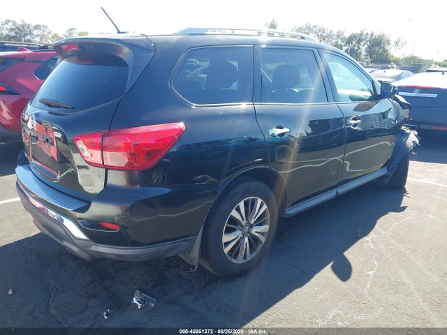 5N1DR2MN0HC667102 Nissan Pathfinder S
