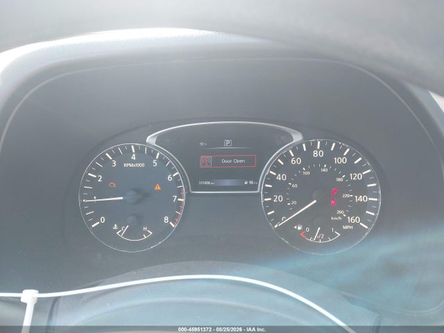 5N1DR2MN0HC667102 Nissan Pathfinder S