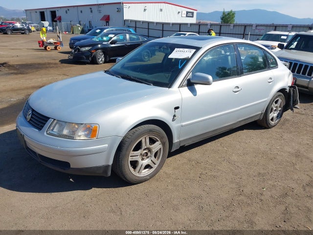 45951375 :رقم المزاد ، WVWBH63B71P013824 vin ، 2001 Volkswagen Passat Glx مزاد بيع