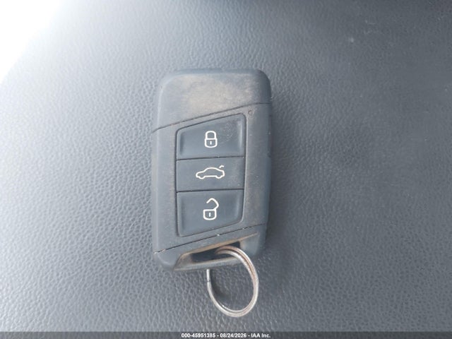 3VWE57BU6KM009122 Volkswagen Jetta 1.4t Sel