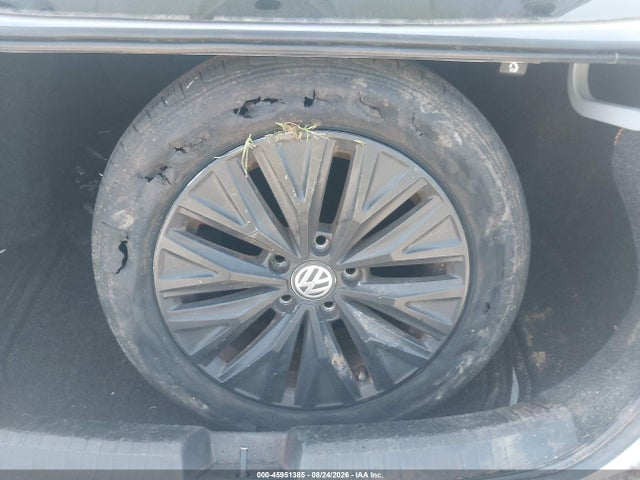 3VWE57BU6KM009122 Volkswagen Jetta 1.4t Sel