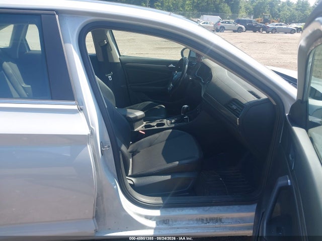 3VWE57BU6KM009122 Volkswagen Jetta 1.4t Sel
