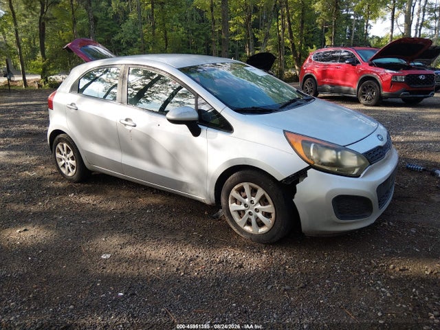 45951395 :رقم المزاد ، KNADM5A30D6108663 vin ، 2013 Kia Rio Lx مزاد بيع