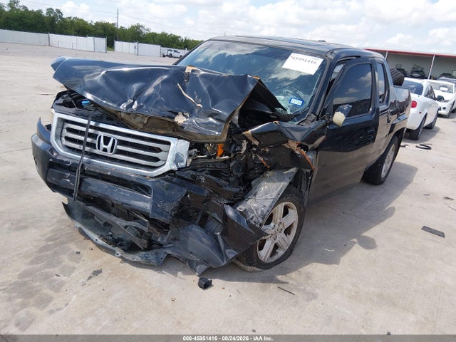 Honda Ridgeline Rtl 2014 5FPYK1F56EB003085 Image 2
