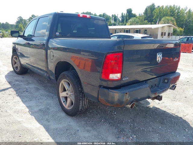 45951424 :رقم المزاد ، 1C6RR7KT2FS586024 vin ، 2015 Ram 1500 Express مزاد بيع