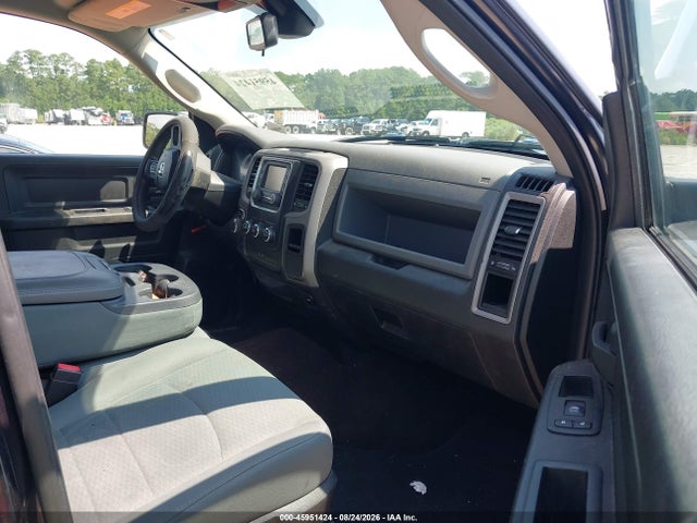 45951424 :رقم المزاد ، 1C6RR7KT2FS586024 vin ، 2015 Ram 1500 Express مزاد بيع