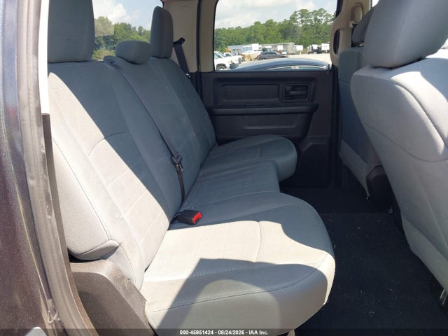 45951424 :رقم المزاد ، 1C6RR7KT2FS586024 vin ، 2015 Ram 1500 Express مزاد بيع