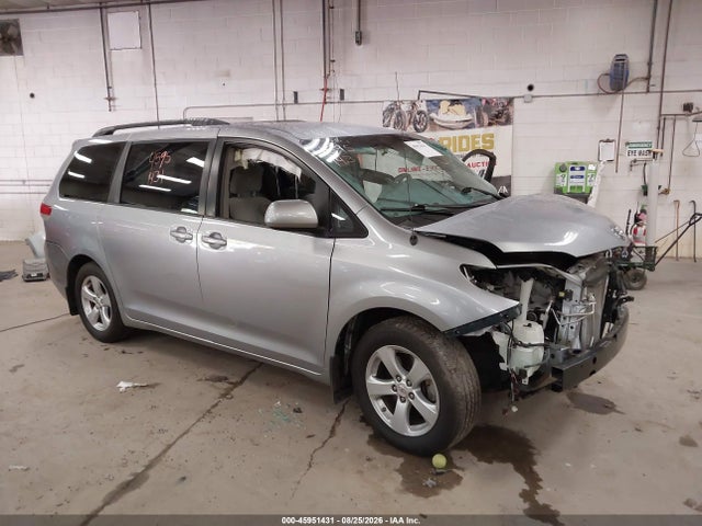Продаж на аукціоні авто 2011 Toyota Sienna Le V6, vin: 5TDKK3DC8BS160944, номер лоту: 45951431