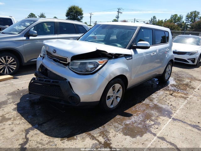 45951438 :رقم المزاد ، KNDJN2A28F7778192 vin ، 2015 Kia Soul مزاد بيع