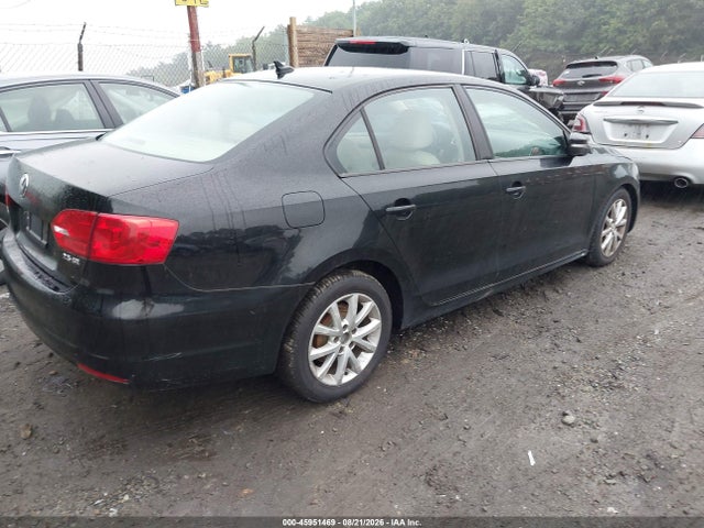 2011 Volkswagen Jetta 2.5l Se მანქანა იყიდება აუქციონზე, vin: 3VWDZ7AJXBM381795, აუქციონის ნომერი: 45951469