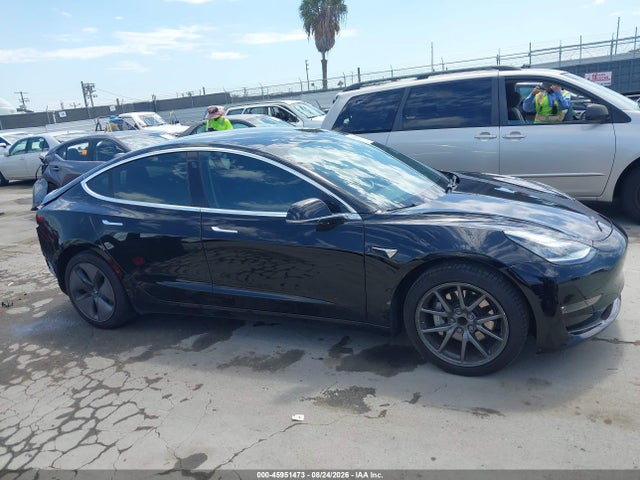45951473 :رقم المزاد ، 5YJ3E1EAXKF361844 vin ، 2019 Tesla Model 3 Long Range/mid Range/standard Range/standard Range Plus مزاد بيع