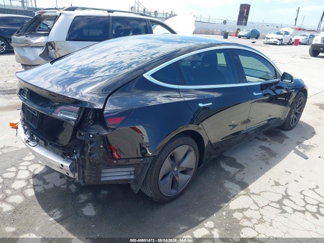 45951473 :رقم المزاد ، 5YJ3E1EAXKF361844 vin ، 2019 Tesla Model 3 Long Range/mid Range/standard Range/standard Range Plus مزاد بيع
