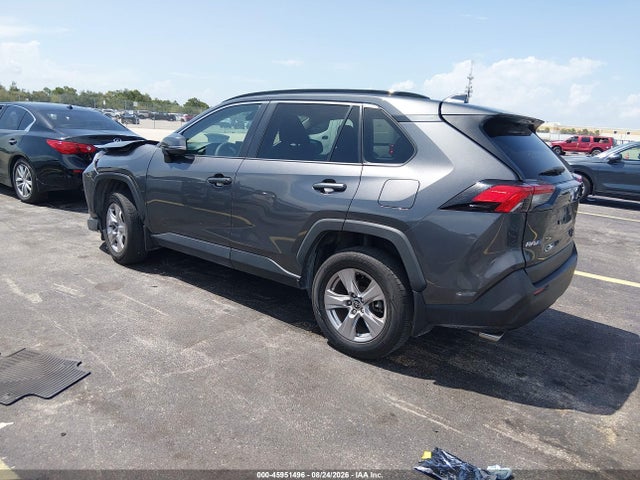 Продаж на аукціоні авто 2022 Toyota Rav4 Xle, vin: 2T3W1RFV0NC188764, номер лоту: 45951496