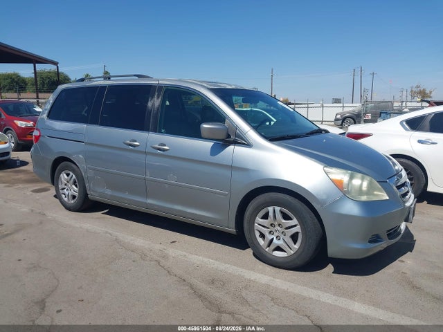 Продажа на аукционе авто 2005 Honda Odyssey Ex-l, vin: 5FNRL38705B136574, номер лота: 45951504