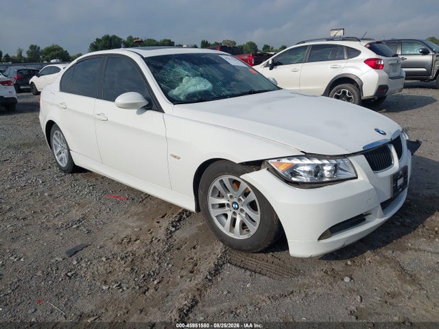 2007 Bmw 328i მანქანა იყიდება აუქციონზე, vin: WBAVA37527NL17147, აუქციონის ნომერი: 45951580