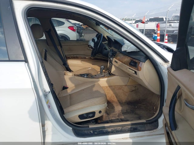 2007 Bmw 328i მანქანა იყიდება აუქციონზე, vin: WBAVA37527NL17147, აუქციონის ნომერი: 45951580