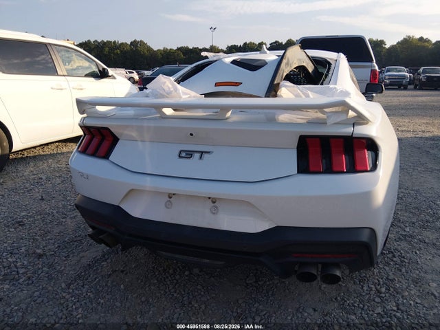 45951598 :رقم المزاد ، 1FA6P8CF3R5403206 vin ، 2024 Ford Mustang Gt Premium Fastback مزاد بيع