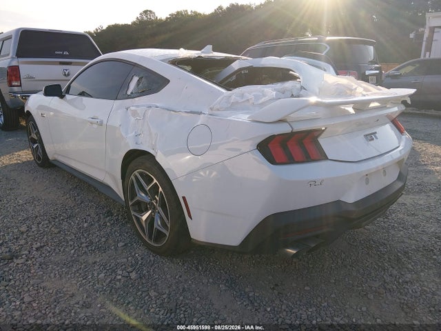 45951598 :رقم المزاد ، 1FA6P8CF3R5403206 vin ، 2024 Ford Mustang Gt Premium Fastback مزاد بيع