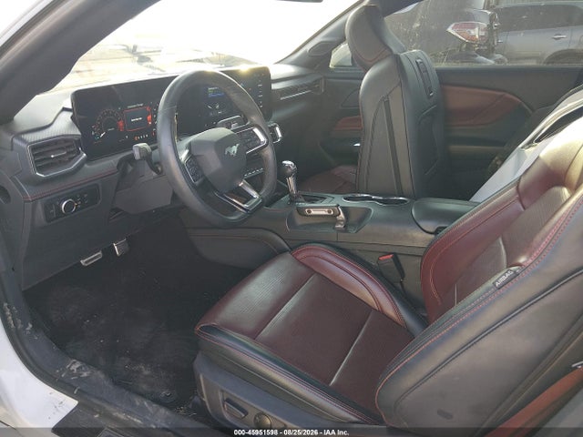 45951598 :رقم المزاد ، 1FA6P8CF3R5403206 vin ، 2024 Ford Mustang Gt Premium Fastback مزاد بيع
