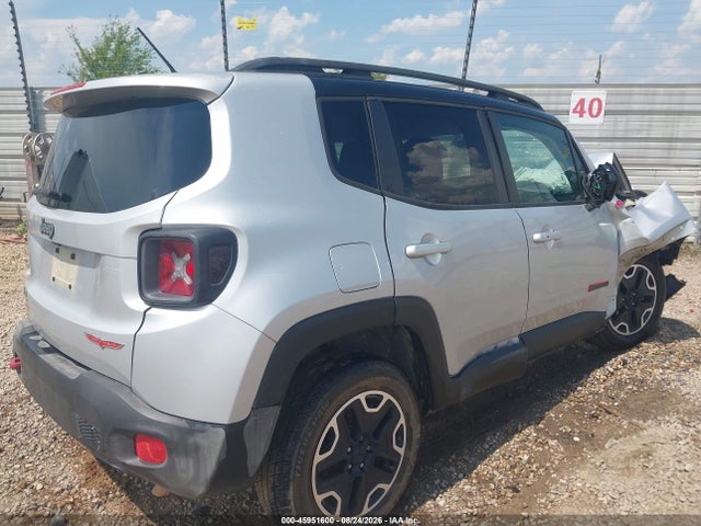 45951600 :رقم المزاد ، ZACCJBCT8GPC61568 vin ، 2016 Jeep Renegade Trailhawk مزاد بيع