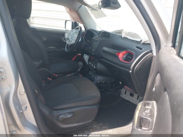 45951600 :رقم المزاد ، ZACCJBCT8GPC61568 vin ، 2016 Jeep Renegade Trailhawk مزاد بيع